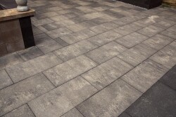 Voorbeeld kleurechte bestrating Eliton Supreme Linea Amiata 